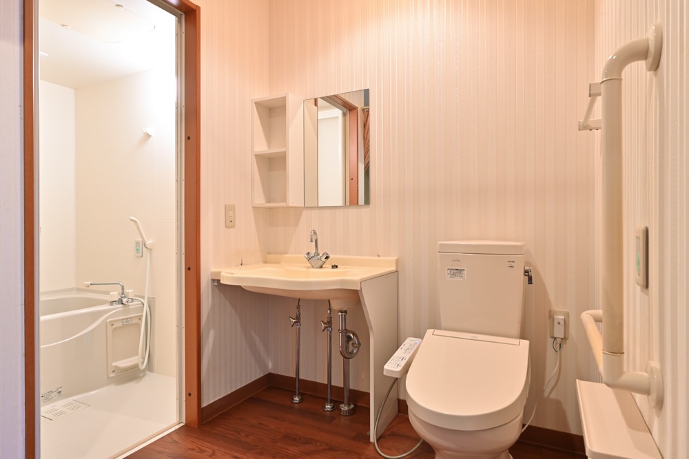 ライフレジデンス平賀 バス・洗面台・トイレ